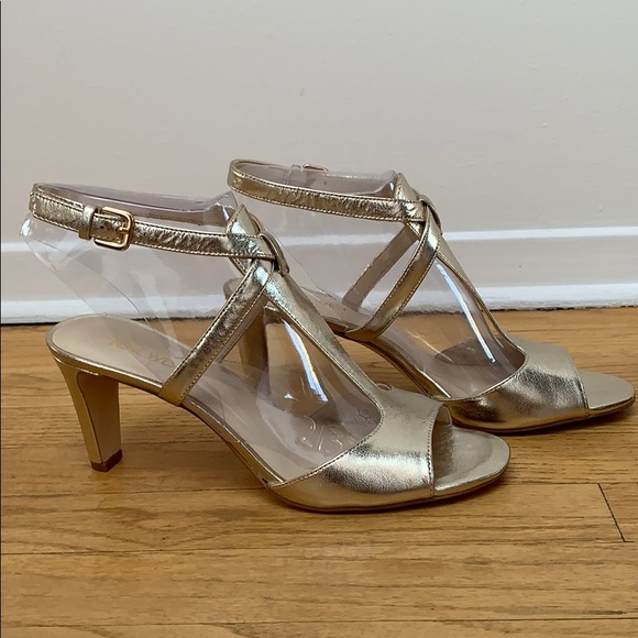 Nine West Light Gold heel - Picture 3 of 7